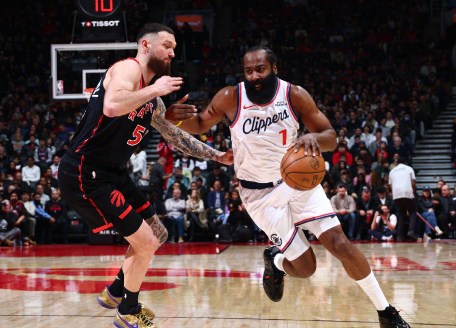 开云体育在线官网-快船五连胜！哈登31分10助带队大逆转，快船进前十，但需尽快补强